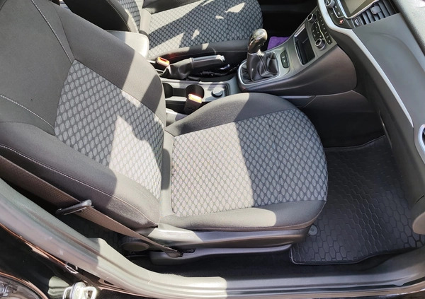 Opel Astra cena 55800 przebieg: 94000, rok produkcji 2019 z Karczew małe 232